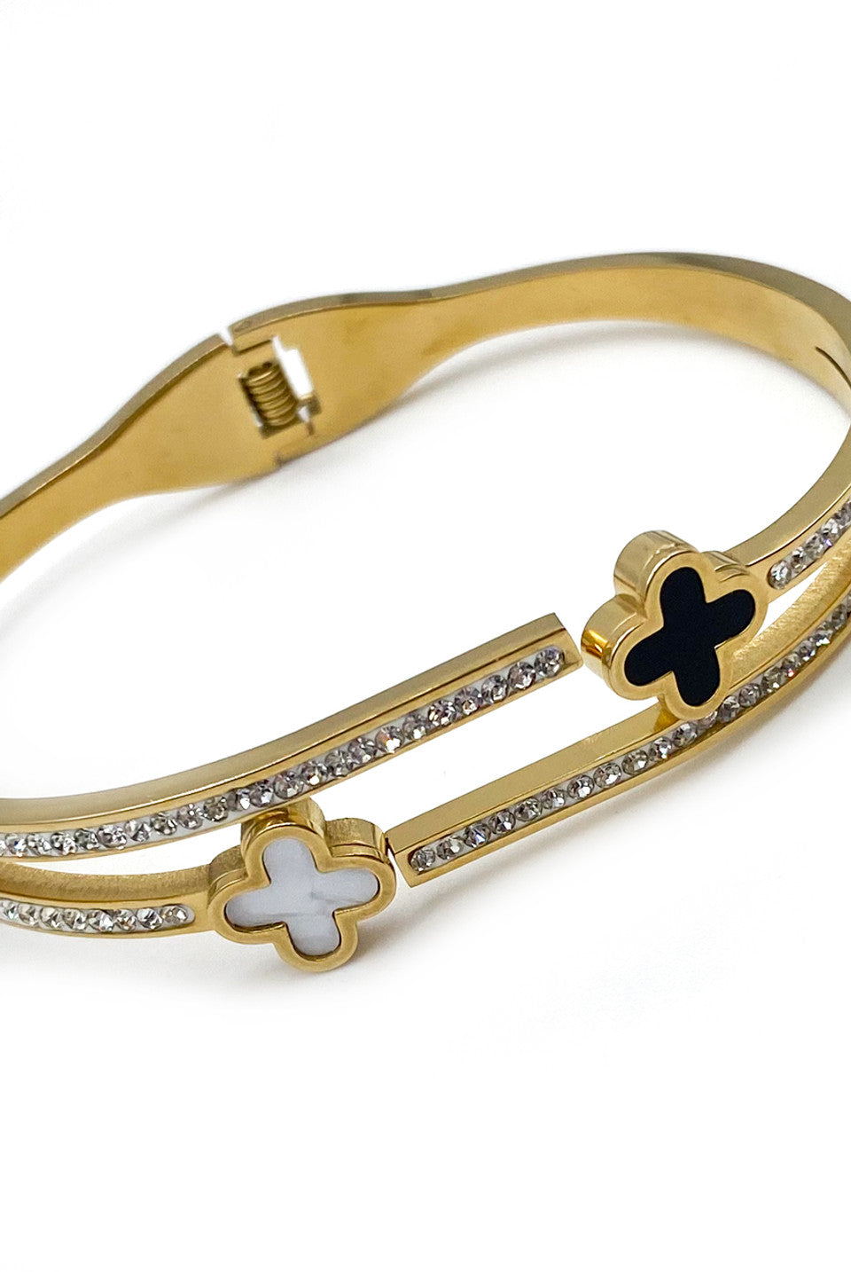 Monochrome Gold Clover Style Bangle