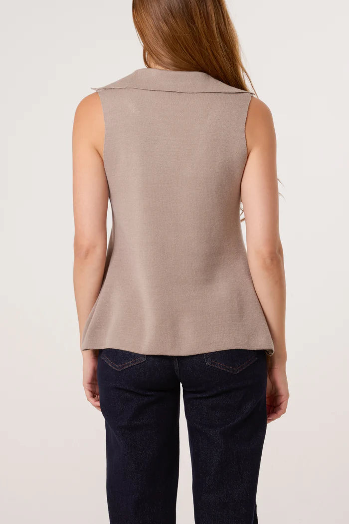 Mocha Lapel Collar Gold Button Knitted Waistcoat
